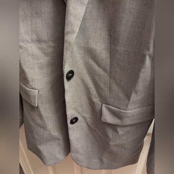 Light Grey Blazer - H&M - Picture 3 of 5